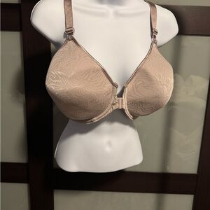 Elegant Beige Underwire Bra